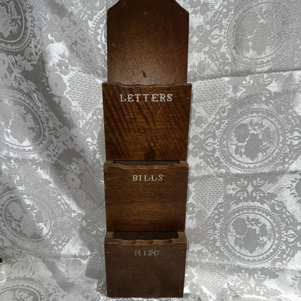 VTG Wood Organizer Wall Mail Holder
